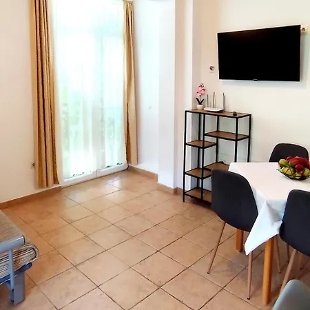 Marino * Drvenik (Split-Dalmatia)